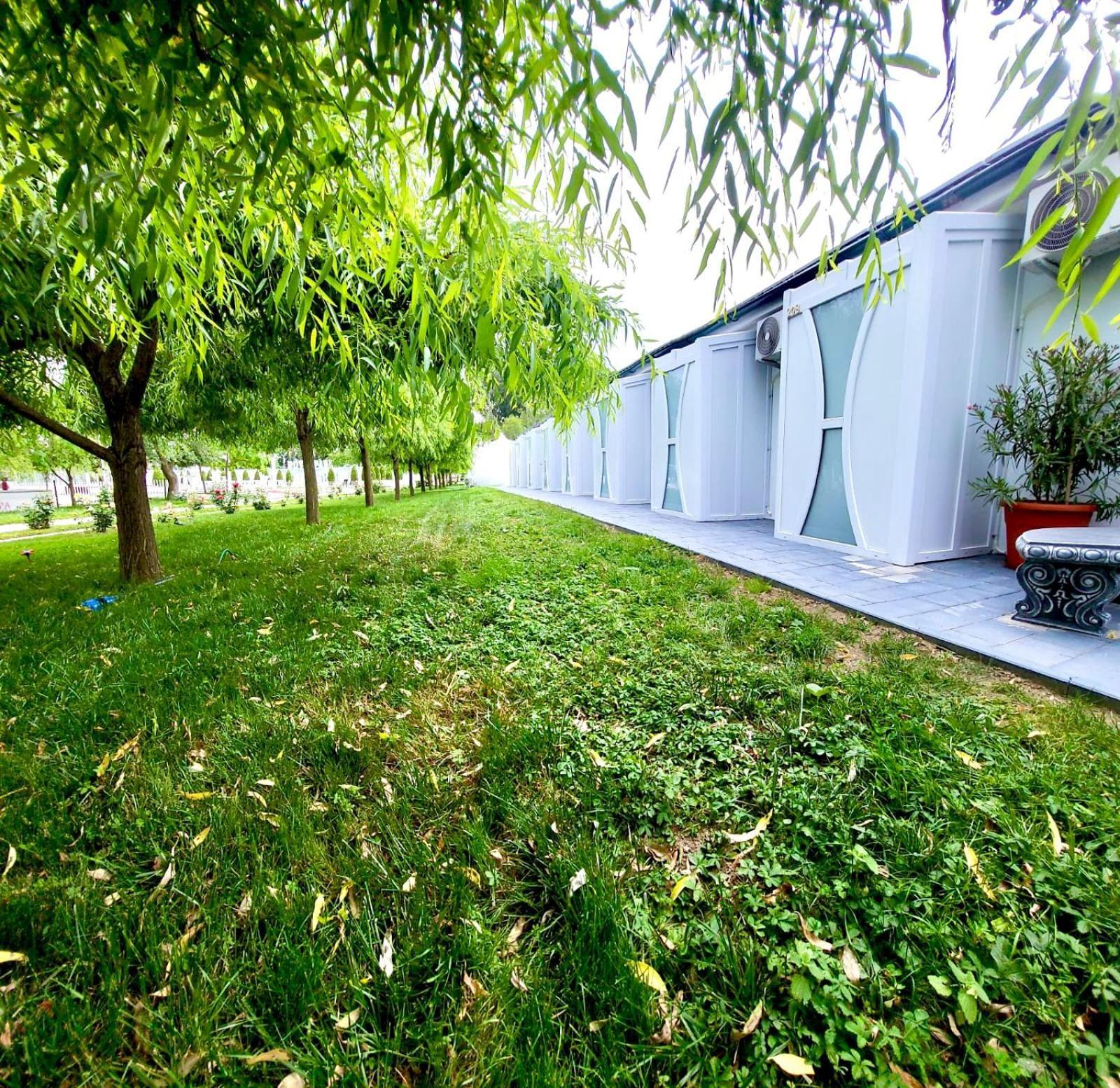 Отель Royal Park Complex Bascov Экстерьер фото